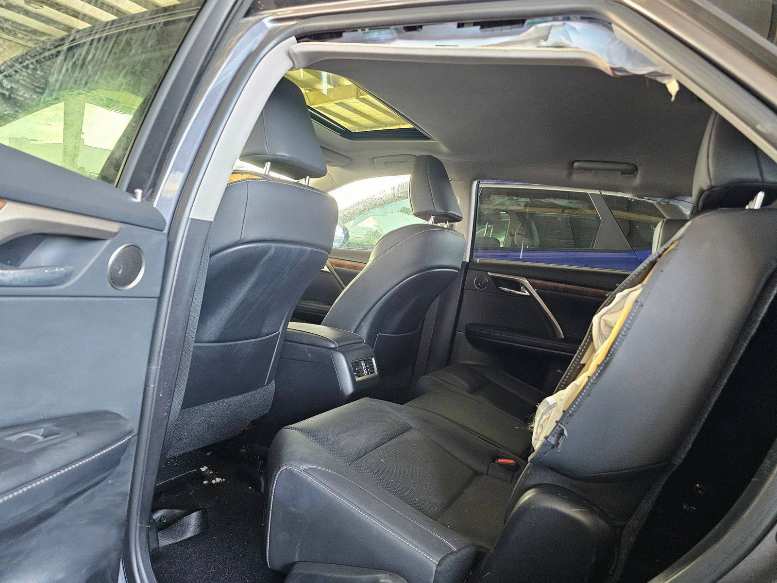 2022 LEXUS RX 350 — 38685 Miles — Lot FA1N2039659 — Souq - Marhaba Auctions Used Cars - Image 15