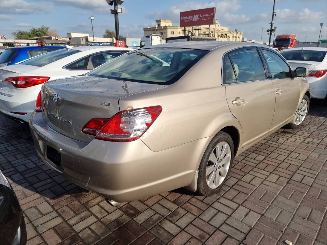 2005 TOYOTA AVALON — 347731 Miles — Lot 75281454 — Ind. 12 - Marhaba Auctions Used Cars - Image 4