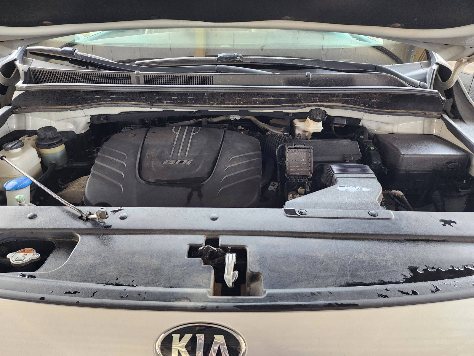 2015 KIA SEDONA — 153048 Miles — Lot 50091384 — Souq - Marhaba Auctions Used Cars - Image 12