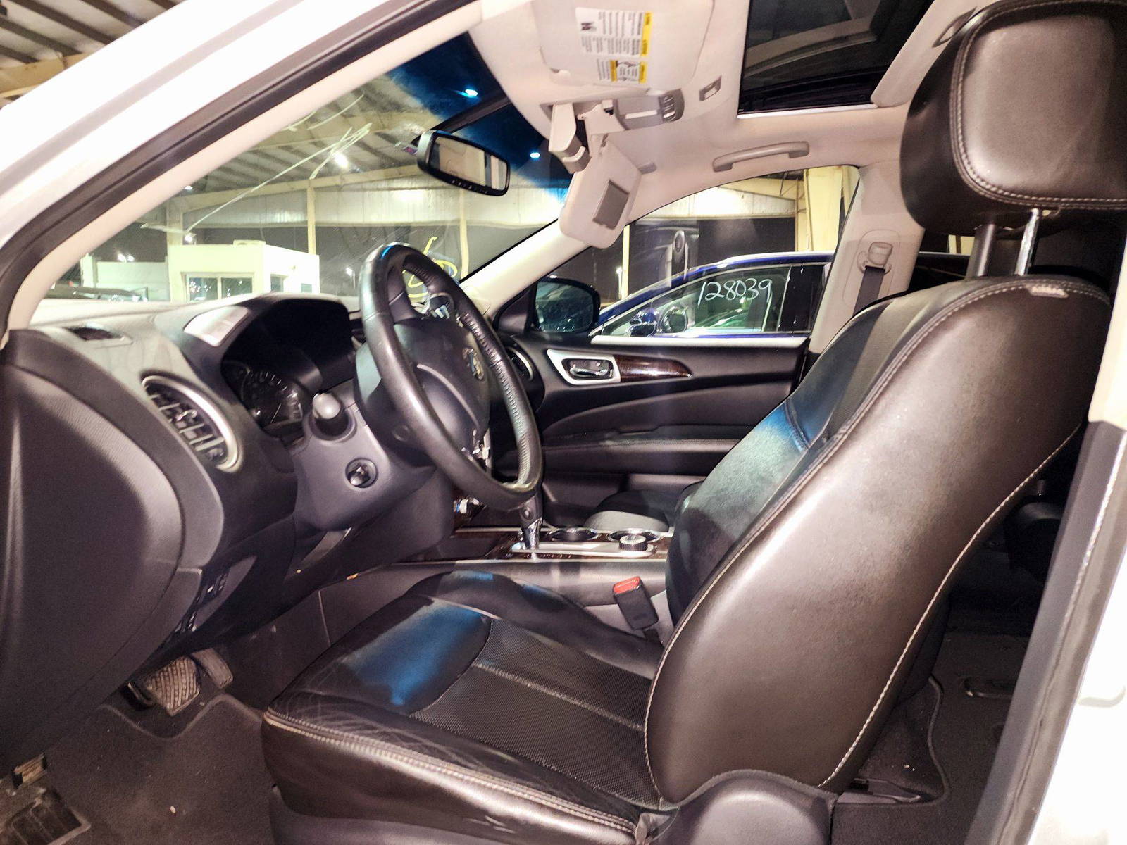 2013 NISSAN PATHFINDER — 156329 Miles — Lot 75000614 — Souq - Marhaba Auctions Used Cars - Image 9