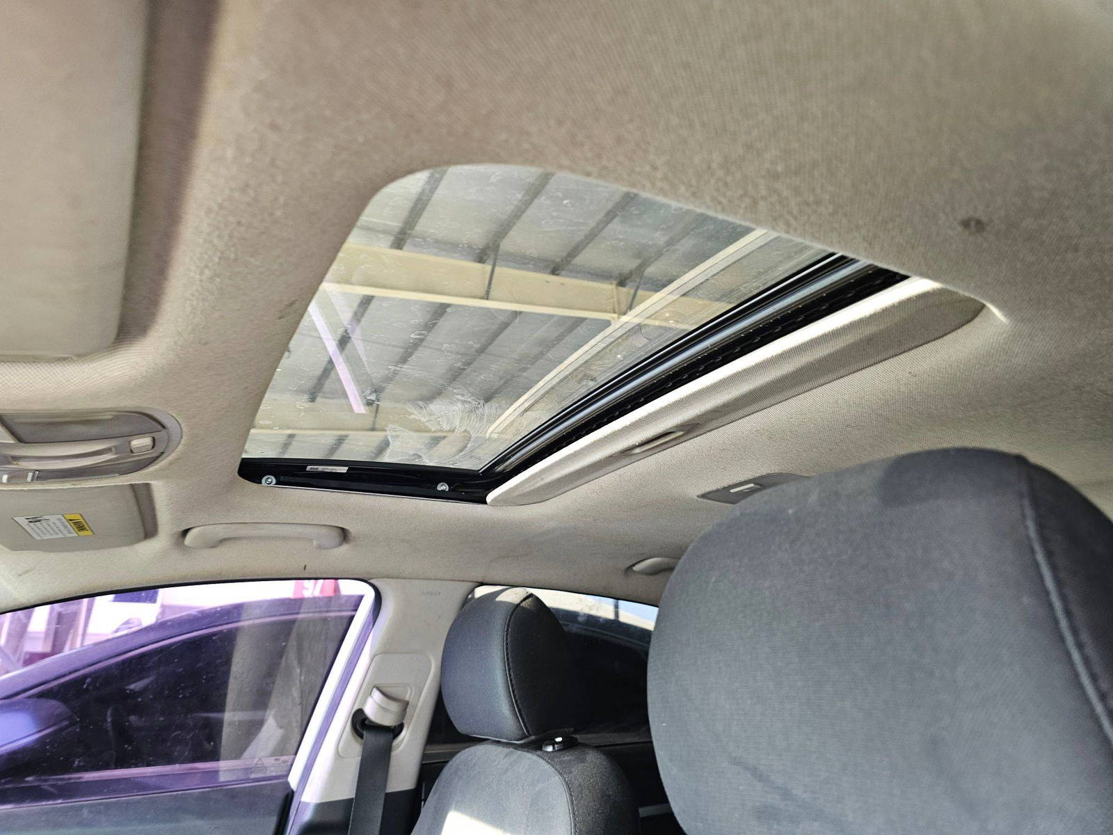 HYUNDAI ELANTRA 2019 - Marhaba Auction Used Cars - Image 8