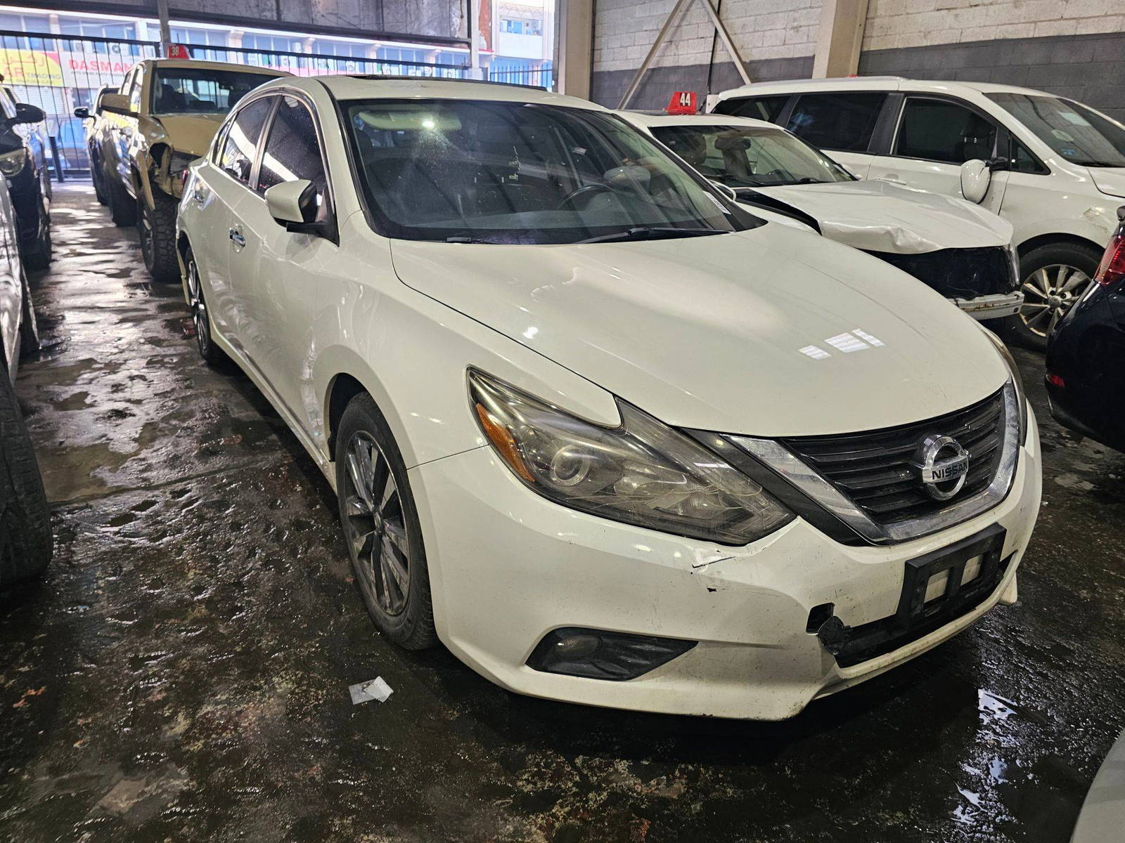 2017 NISSAN ALTIMA — 131214 KM — Lot 80132645 — Main - Marhaba Auctions Used Cars - Image 5