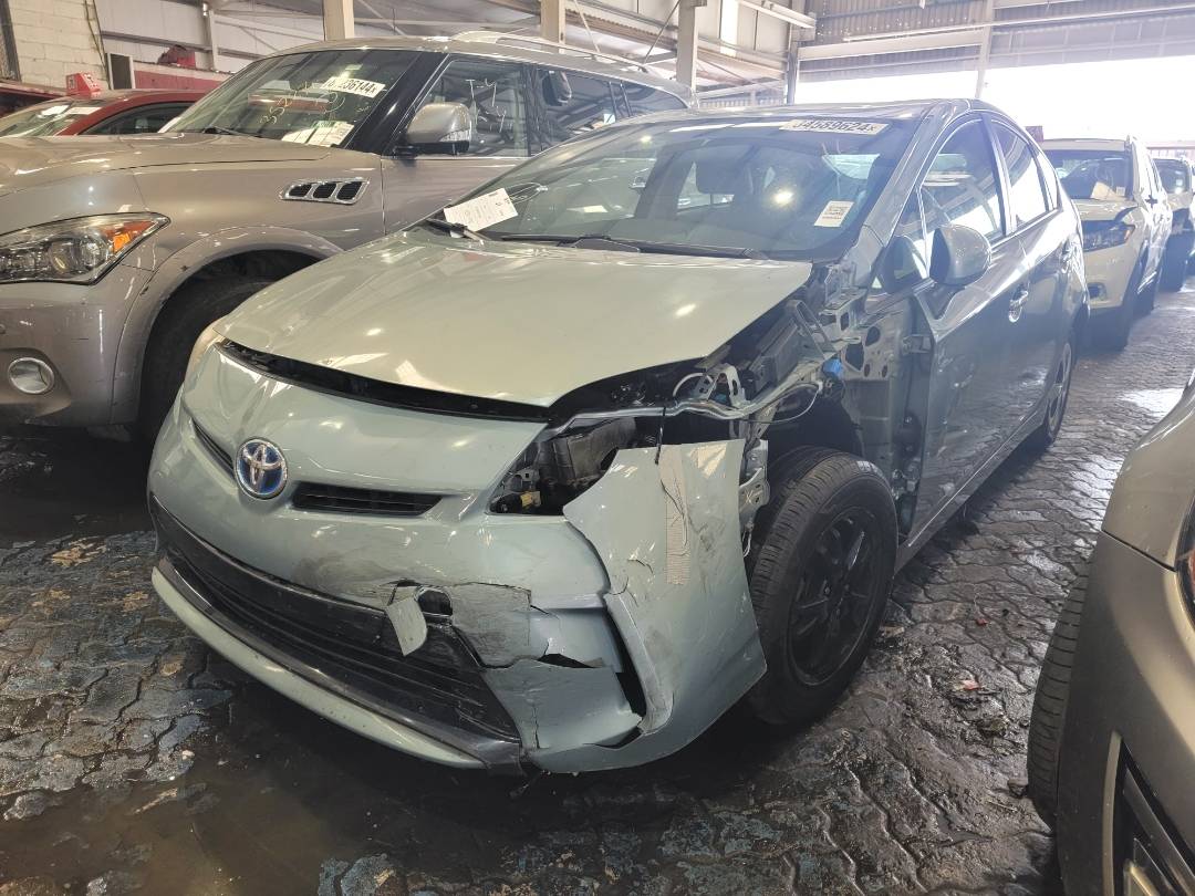 2015 TOYOTA PRIUS — 207836 Miles — Lot 5F1959681 — Main - Marhaba Auctions Used Cars - Image 4