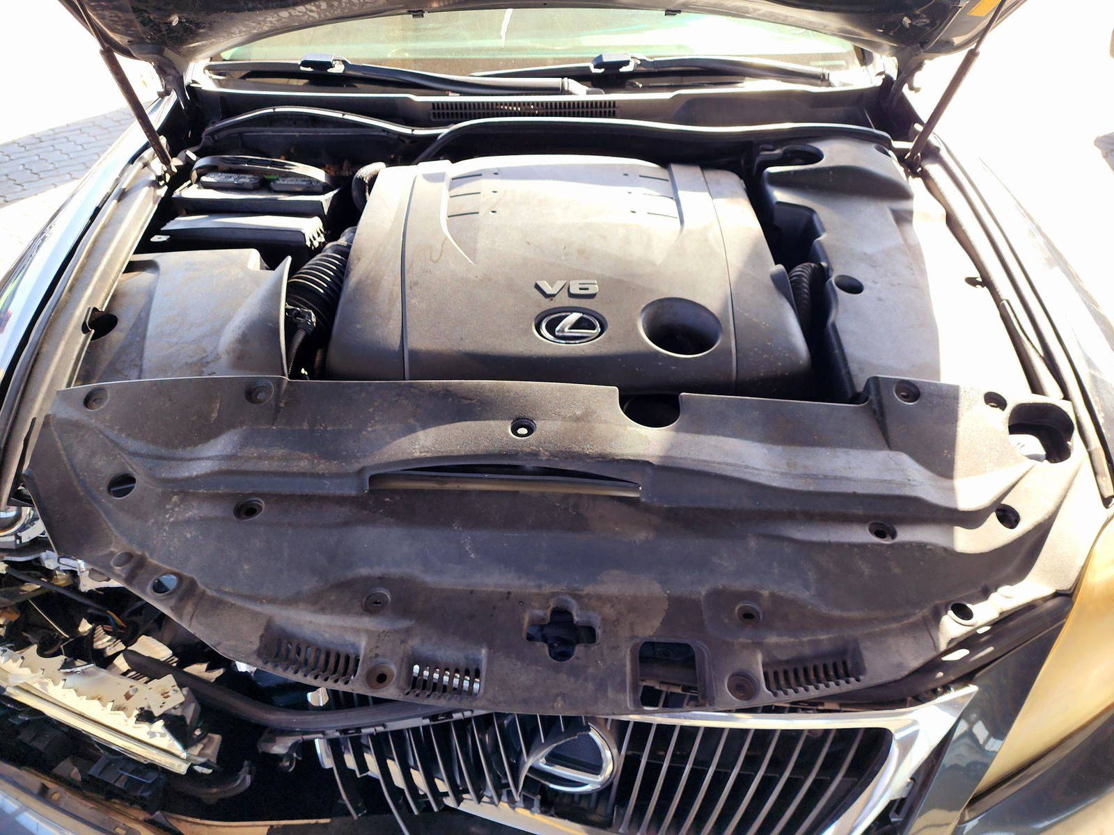 2011 LEXUS IS 250 — 195133 Miles — Lot 65194374 — Souq - Marhaba Auctions Used Cars - Image 12