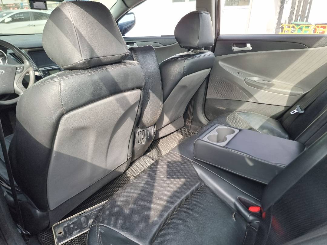 HYUNDAI SONATA 2011 - Marhaba Auction Used Cars - Image 6