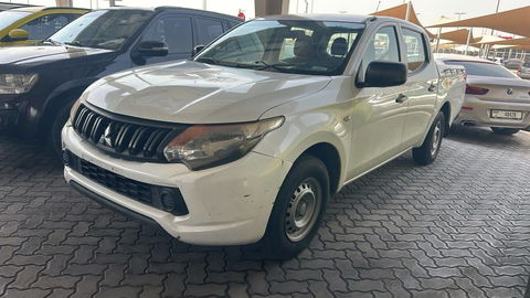 MITSUBISHI pickup