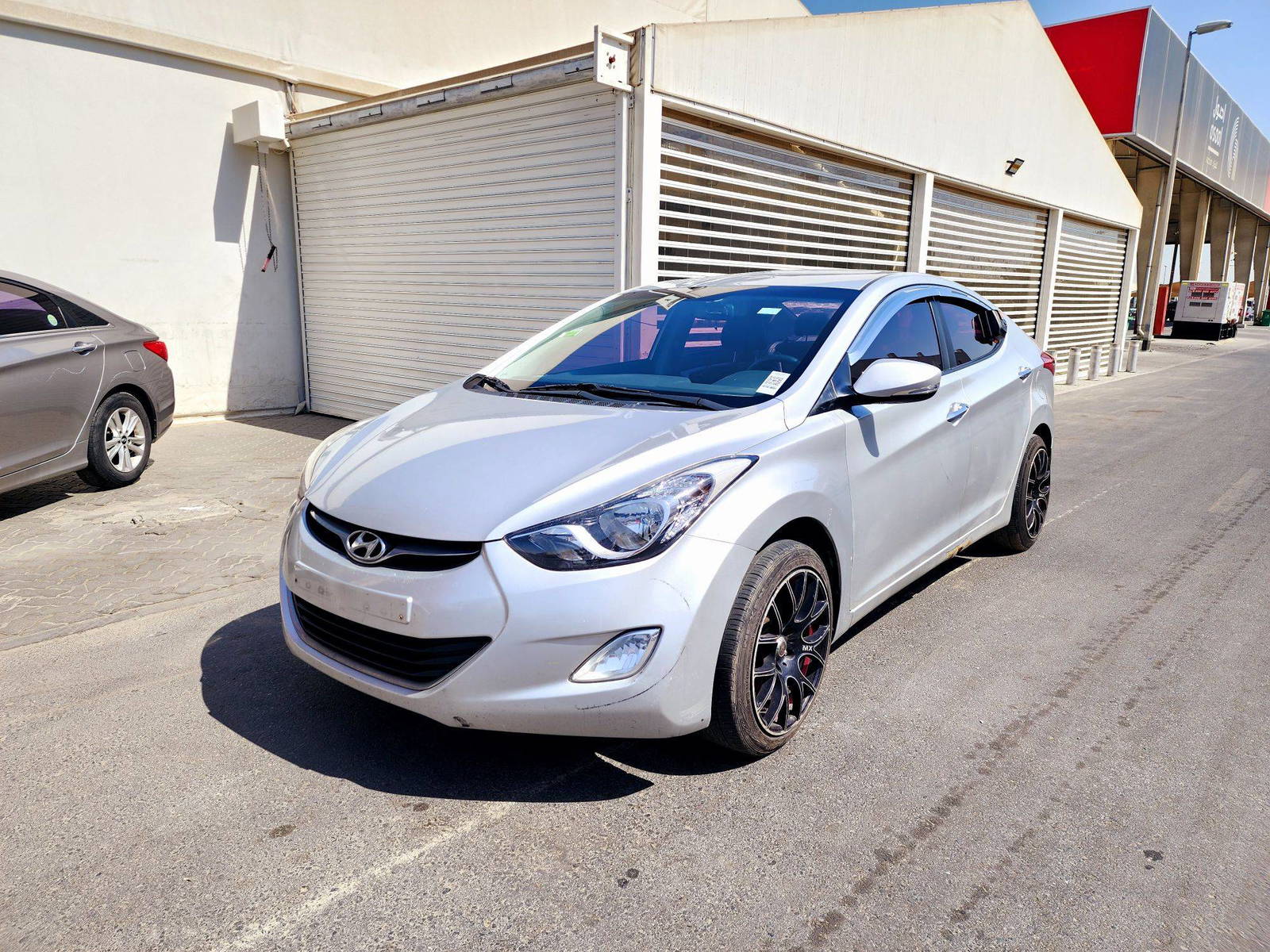 2012 HYUNDAI AVANTE — 171254 KM — Lot 621991 — Souq - Marhaba Auctions Used Cars - Image 5