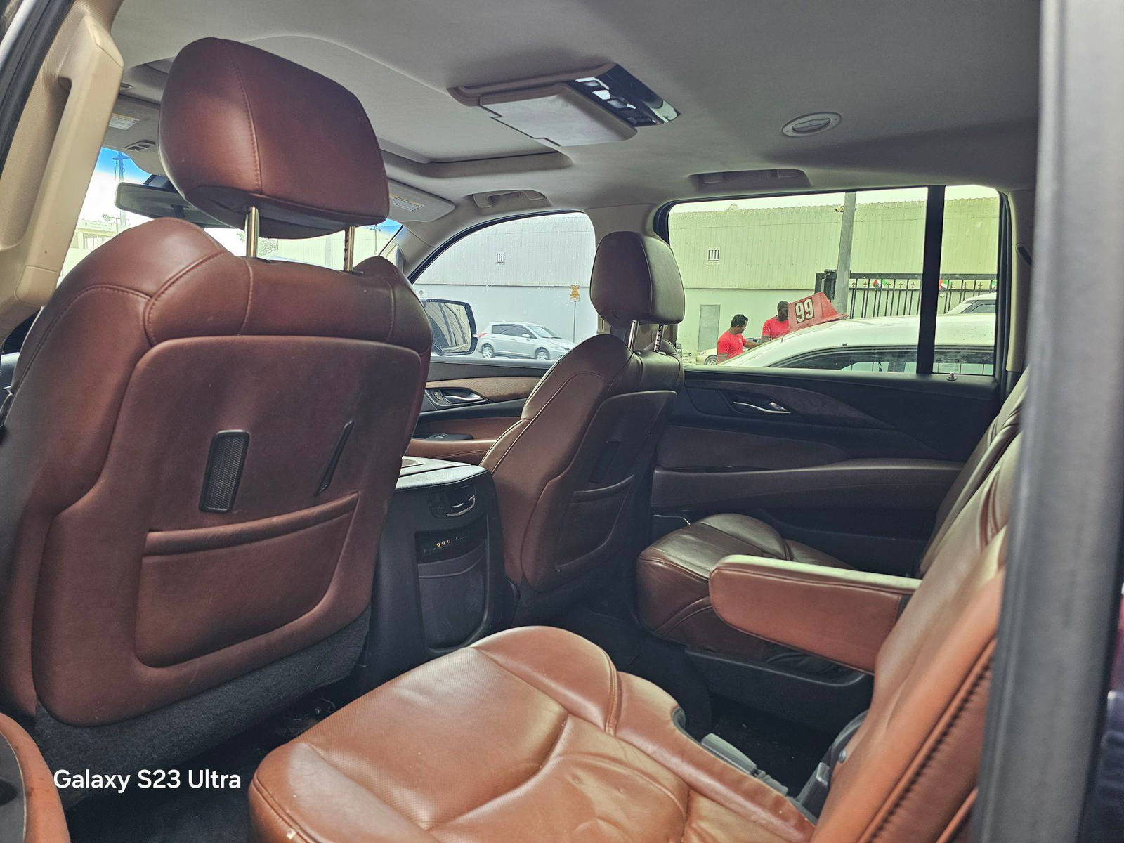 CADILLAC ESCALADE 2015 - Marhaba Auction Used Cars - Image 7