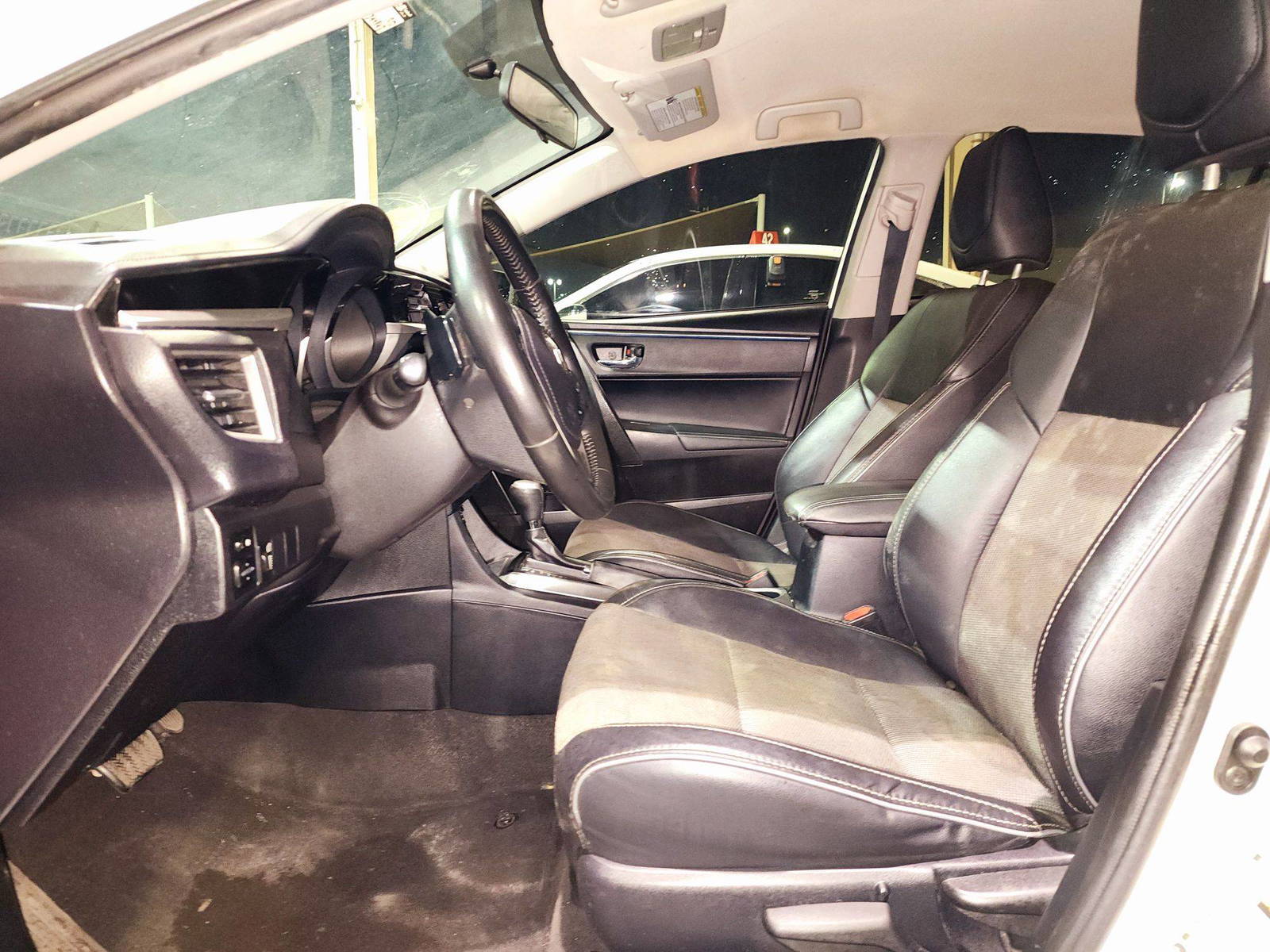 2016 TOYOTA COROLLA — 344943 KM — Lot 67252694 — Souq - Marhaba Auctions Used Cars - Image 8