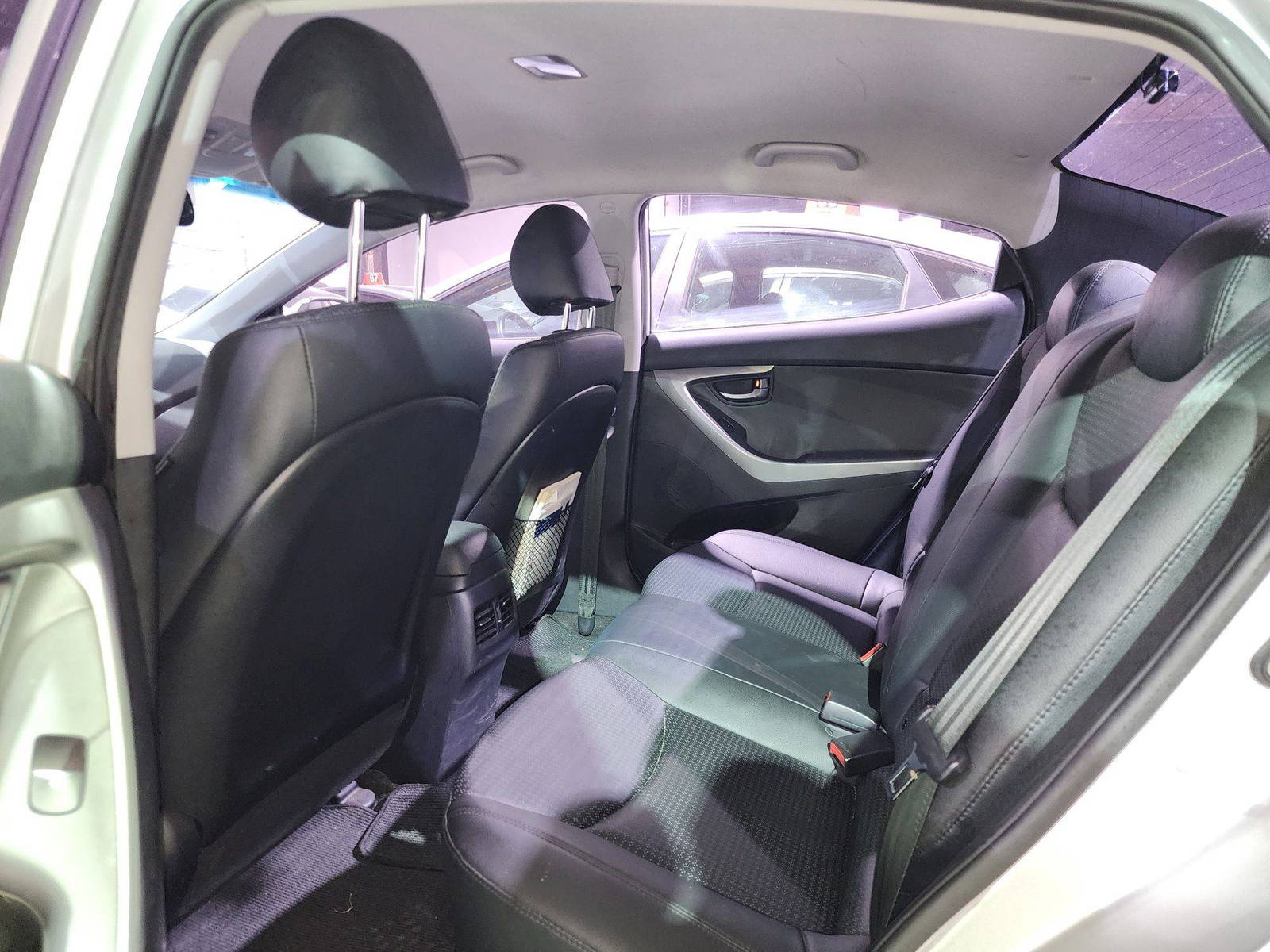 2014 HYUNDAI AVANTE — 148672 KM — Lot 006865 — Al Quoz - Marhaba Auctions Used Cars - Image 7