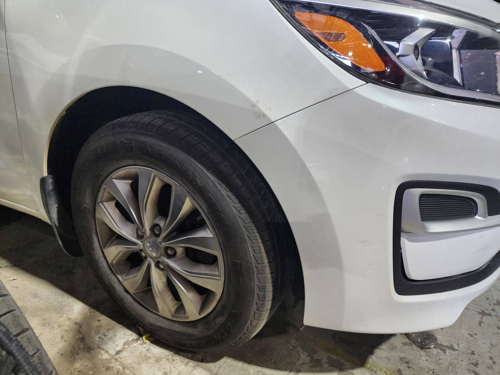 2019 KIA SEDONA — 192468 KM — Lot 12333642 — Main - Marhaba Auctions Used Cars - Image 11