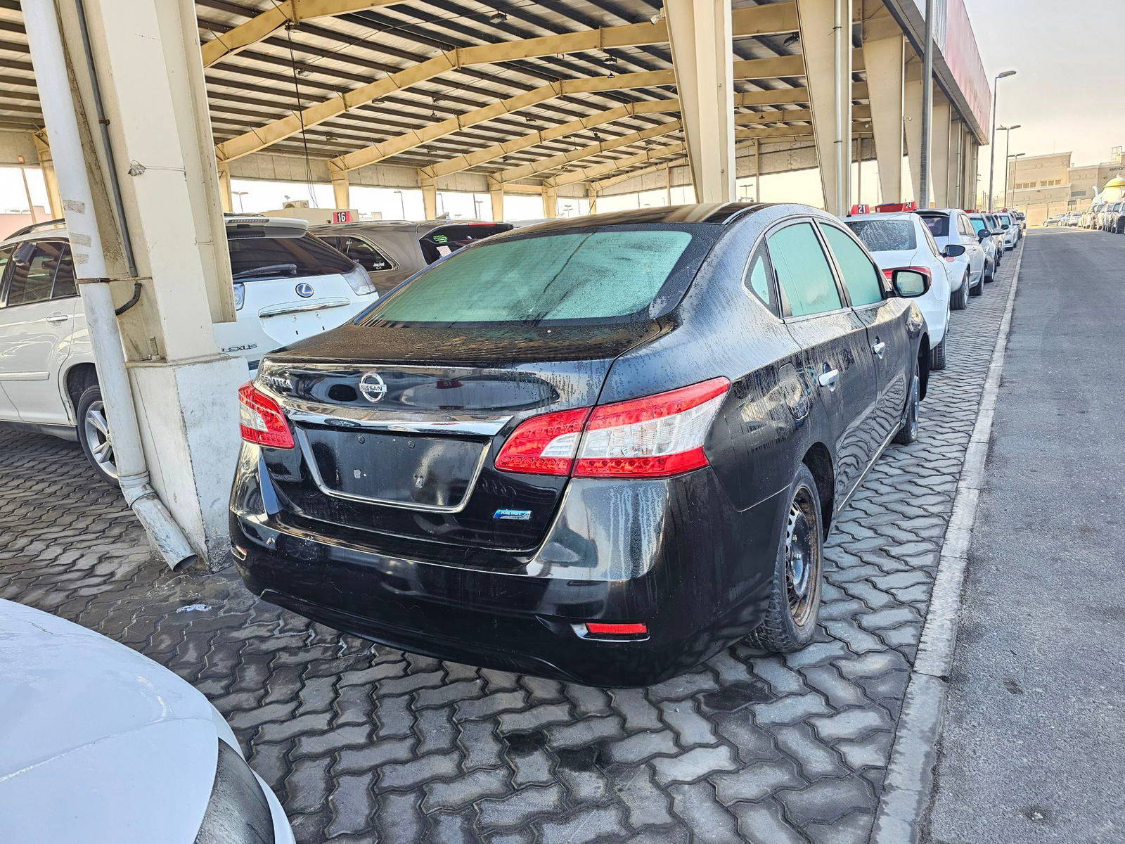 2013 NISSAN SENTRA — 135066 KM — Lot P4DL773651 — Souq - Marhaba Auctions Used Cars - Image 3