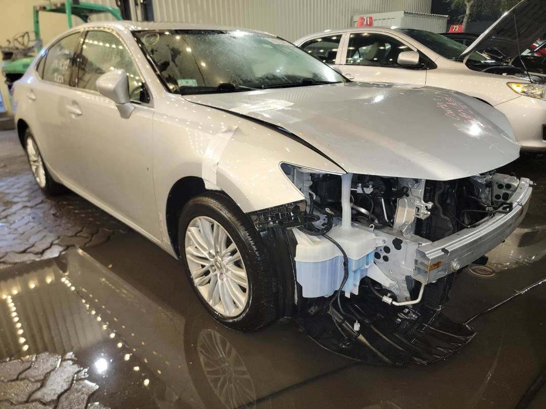 2014 LEXUS ES 350 — 122603 Miles — Lot 74013593 - Marhaba Auctions Used Cars - Image 5