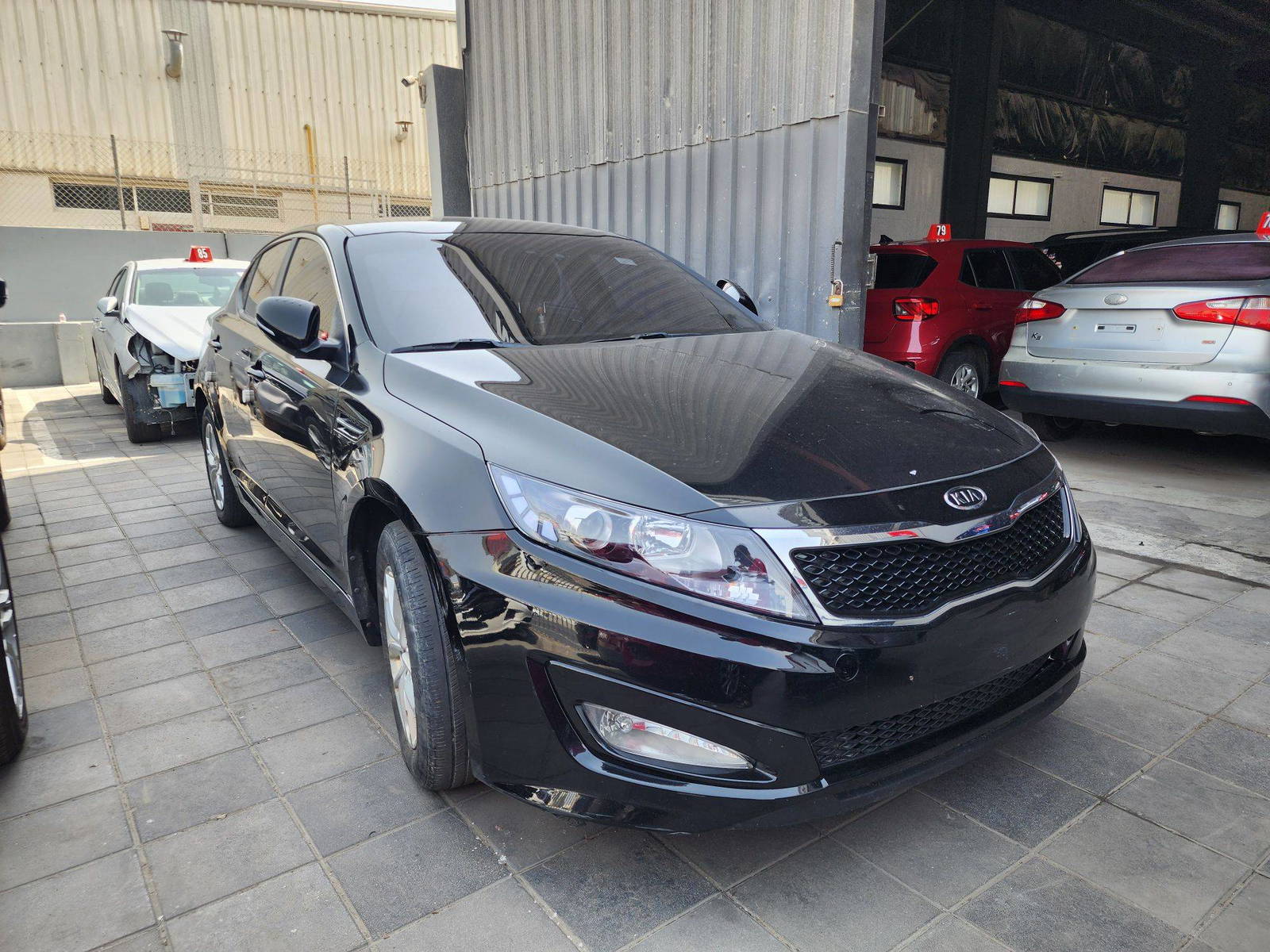 2013 KIA K5 — 247761 KM — Lot 259188 — Al Quoz - Marhaba Auctions Used Cars - Image 4