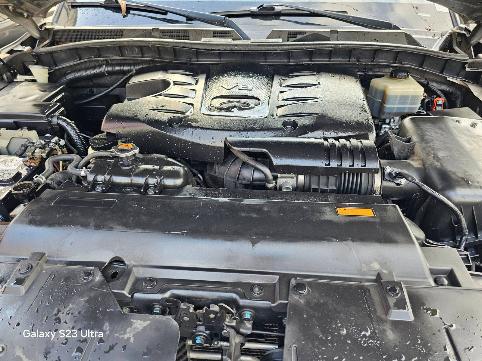 2014 INFINITI QX80 — 173216 Miles — Lot 7686662 — Main - Marhaba Auctions Used Cars - Image 11