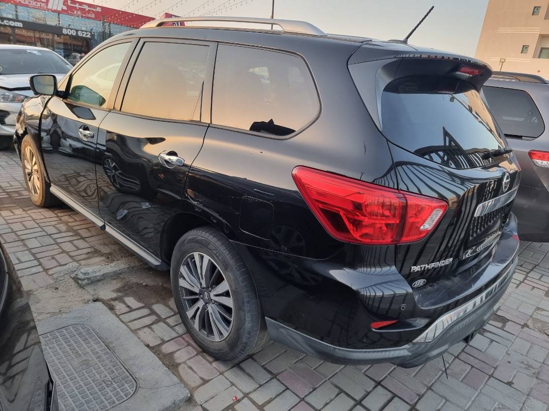 2018 NISSAN PATHFINDER — 179728 Miles — Lot 640330 — Souq - Marhaba Auctions Used Cars - Image 13