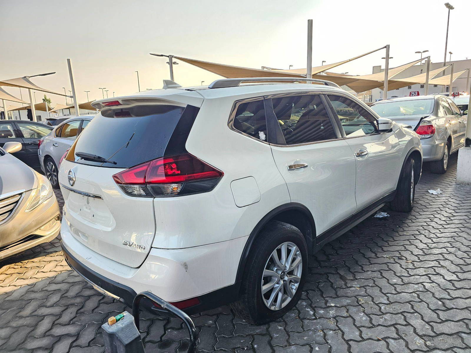 NISSAN ROGUE 2020 - Marhaba Auction Used Cars - Image 4