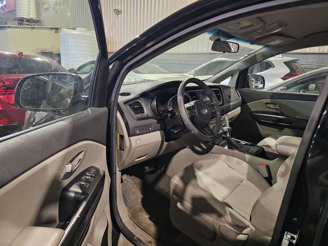 2017 KIA SEDONA — 179044 Miles — Lot 6258968 — Main - Marhaba Auctions Used Cars - Image 9