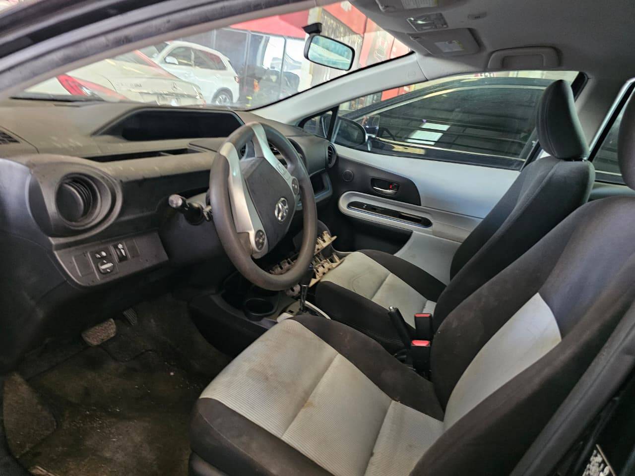 2013 TOYOTA PRIUS C — 303951 Miles — Lot 535055 — Main - Marhaba Auctions Used Cars - Image 8