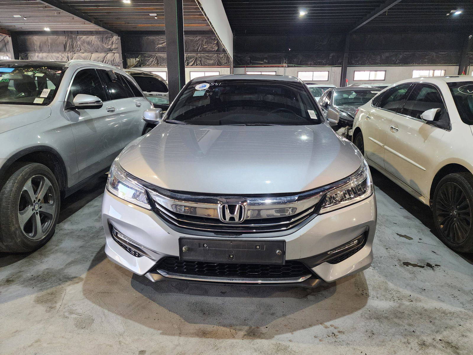 2016 HONDA ACCORD — 184687 KM — Lot 511851 — Al Quoz - Marhaba Auctions Used Cars - Image 5