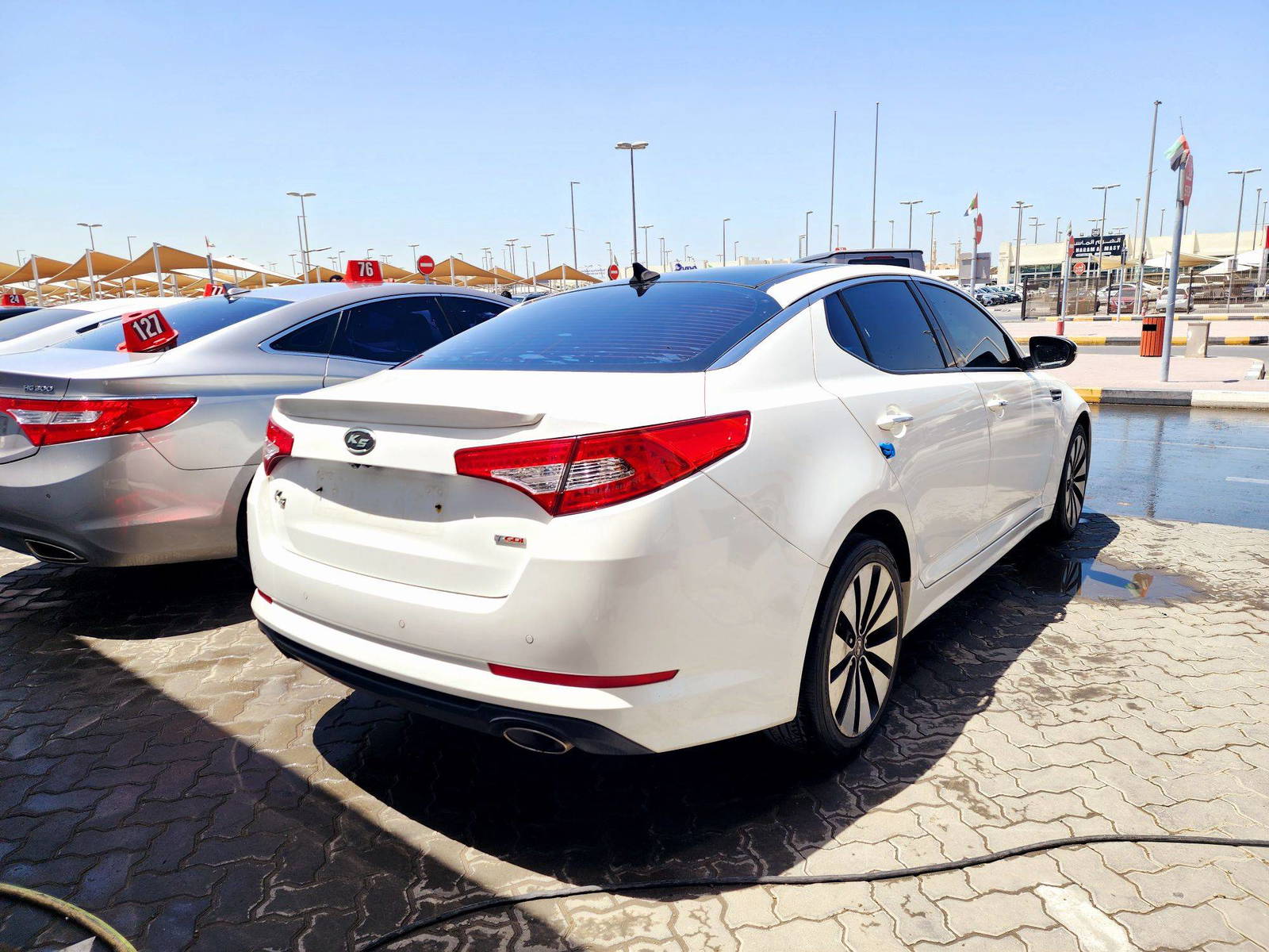 2013 KIA K5 — 174588 KM — Lot 350493 — Souq - Marhaba Auctions Used Cars - Image 4