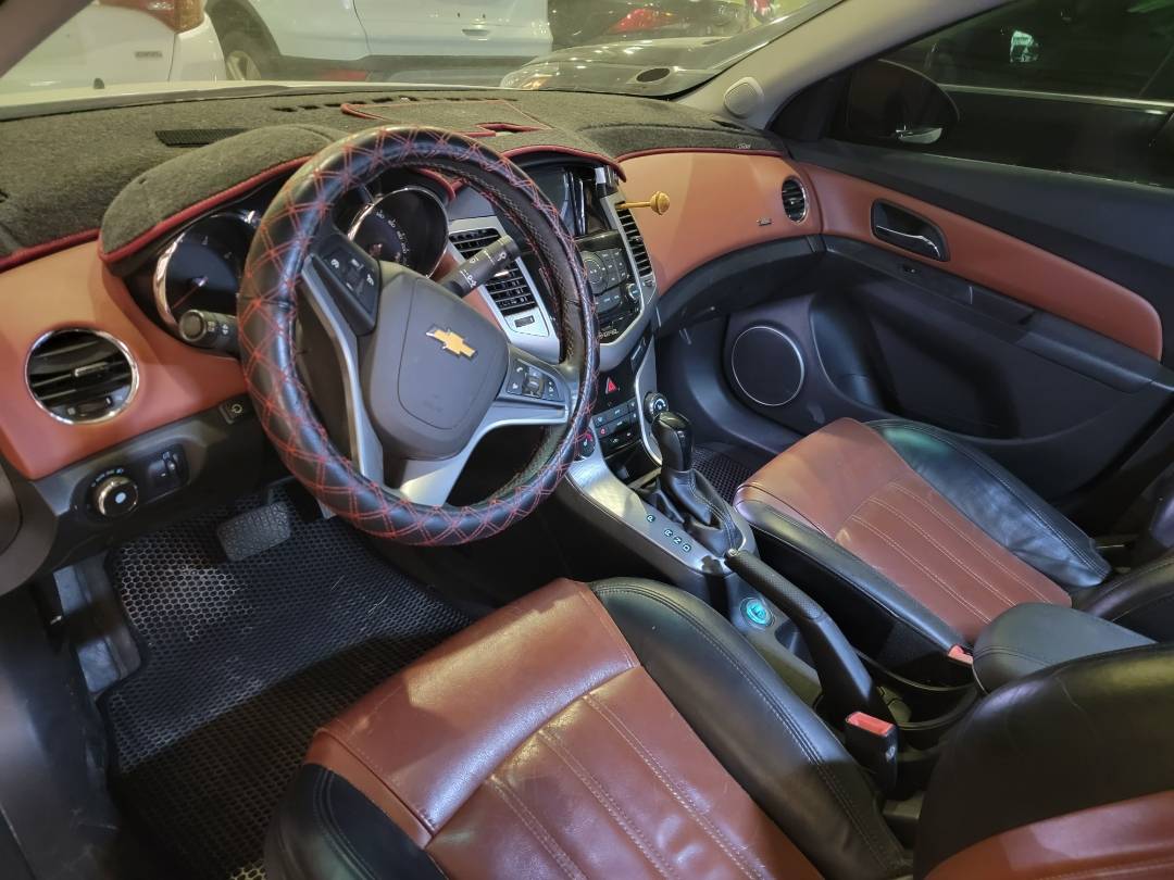 2011 CHEVROLET CRUIZE — 184447 KM — Lot K064050 — Main - Marhaba Auctions Used Cars - Image 8