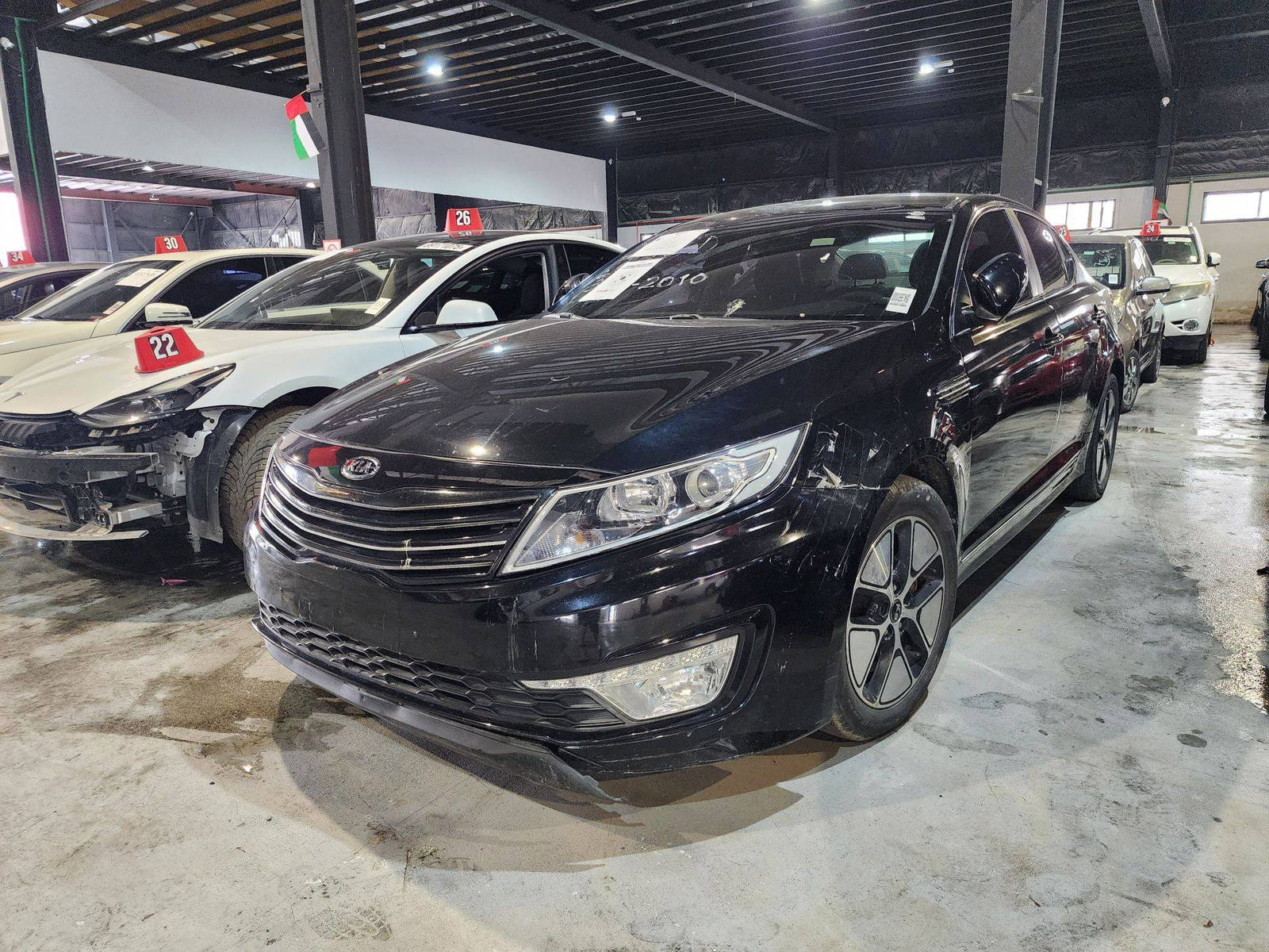 2012 KIA K5 — 169754 KM — Lot 009454 — Al Quoz - Marhaba Auctions Used Cars - Image 4