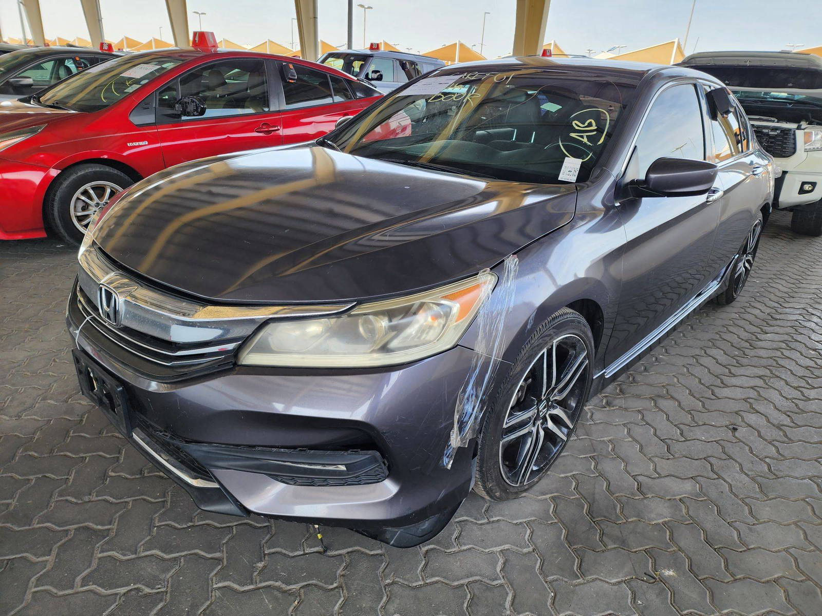 2017 HONDA ACCORD — 95722 Miles — Lot 67501603 - Marhaba Auctions Used Cars - Image 8