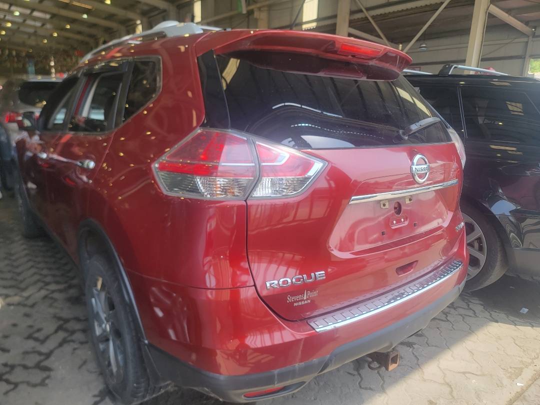 2015 NISSAN ROGUE — 164924 Miles — Lot C832628 — Main - Marhaba Auctions Used Cars - Image 4