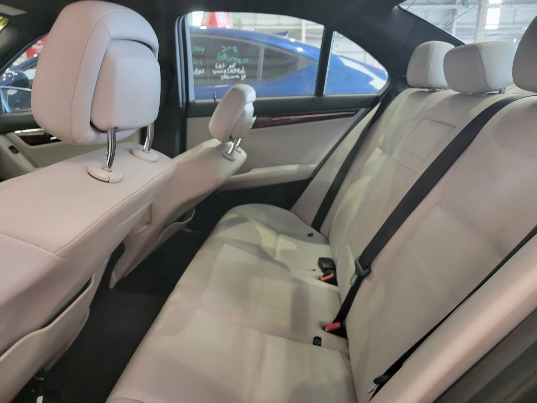 2010 MERCEDES BENZ C300 — 210866 Miles — Lot AF420280 — Main - Marhaba Auctions Used Cars - Image 6