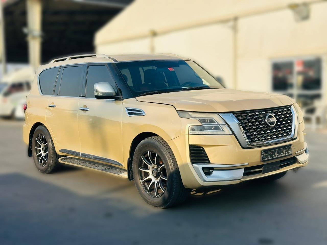 NISSAN PATROL 2012 - Marhaba Auction Used Cars - Image 4