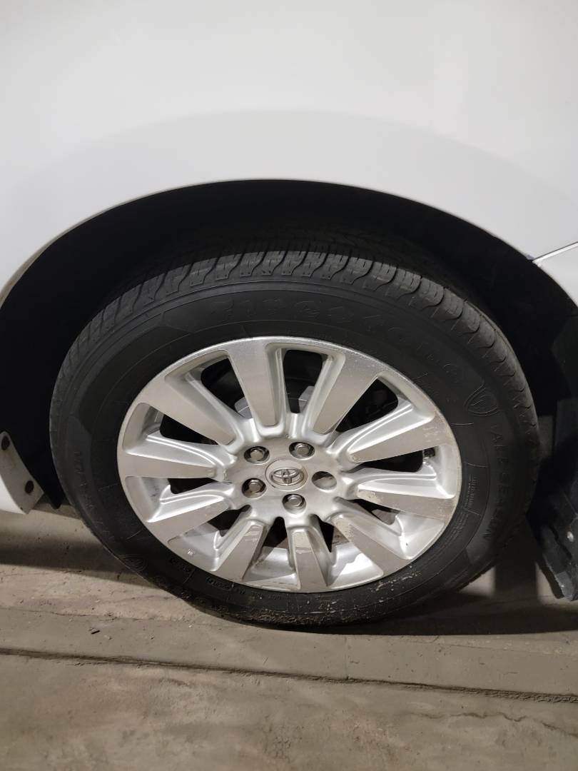 2011 TOYOTA SIENNA — 248535 Miles — Lot 9BS027251 — Main - Marhaba Auctions Used Cars - Image 9