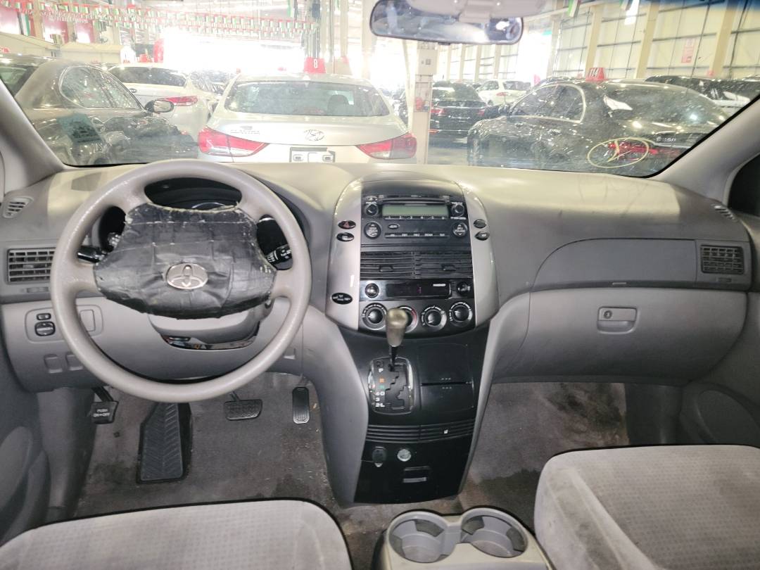 2006 TOYOTA SIENNA — 187968 Miles — Lot 69061424 — Main - Marhaba Auctions Used Cars - Image 7