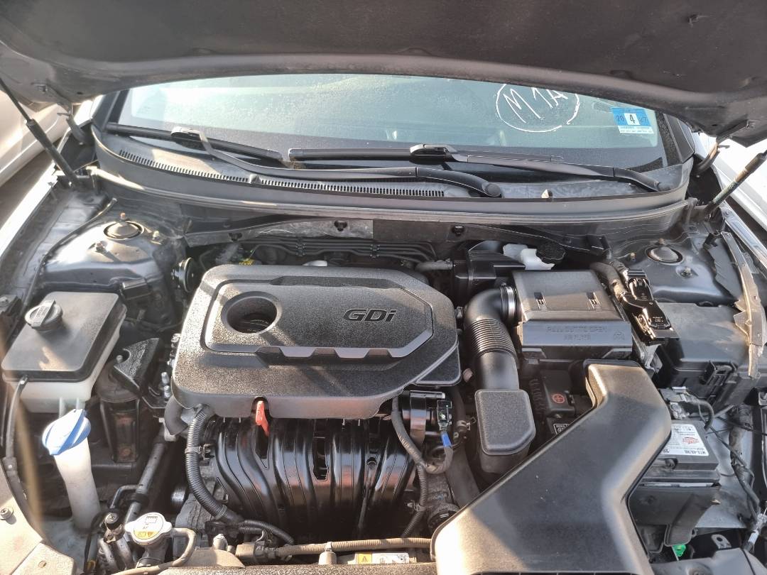 2018 HYUNDAI SONATA SPORT — 182526 Miles — Lot H672356 — Main - Marhaba Auctions Used Cars - Image 10