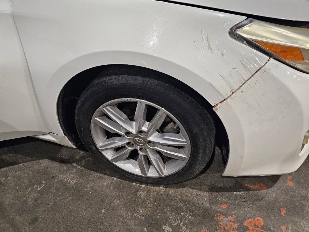 2015 TOYOTA AVALON — 220578 Miles — Lot U137429 — Main - Marhaba Auctions Used Cars - Image 11