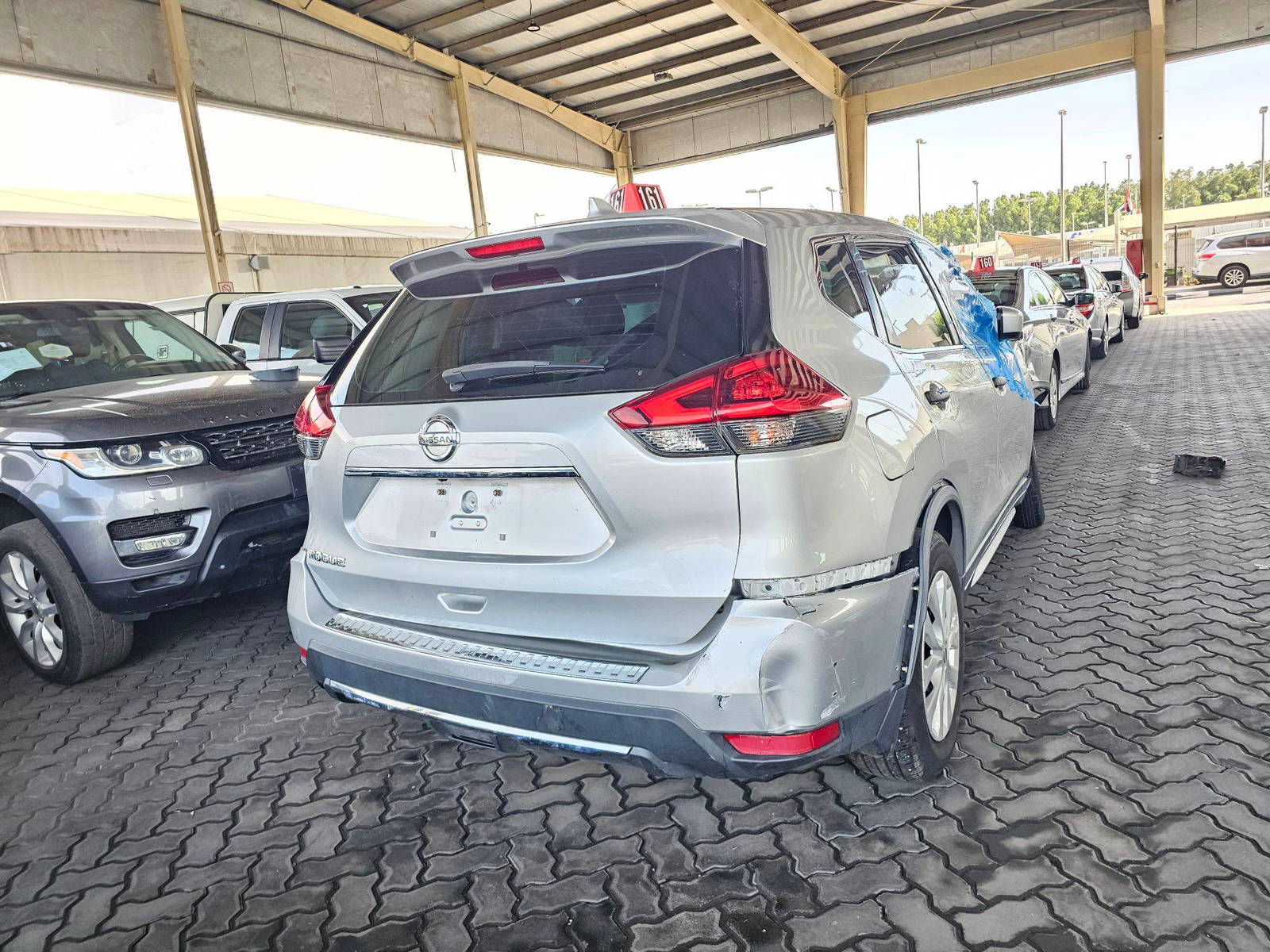 NISSAN ROGUE 2018 - Marhaba Auction Used Cars - Image 3