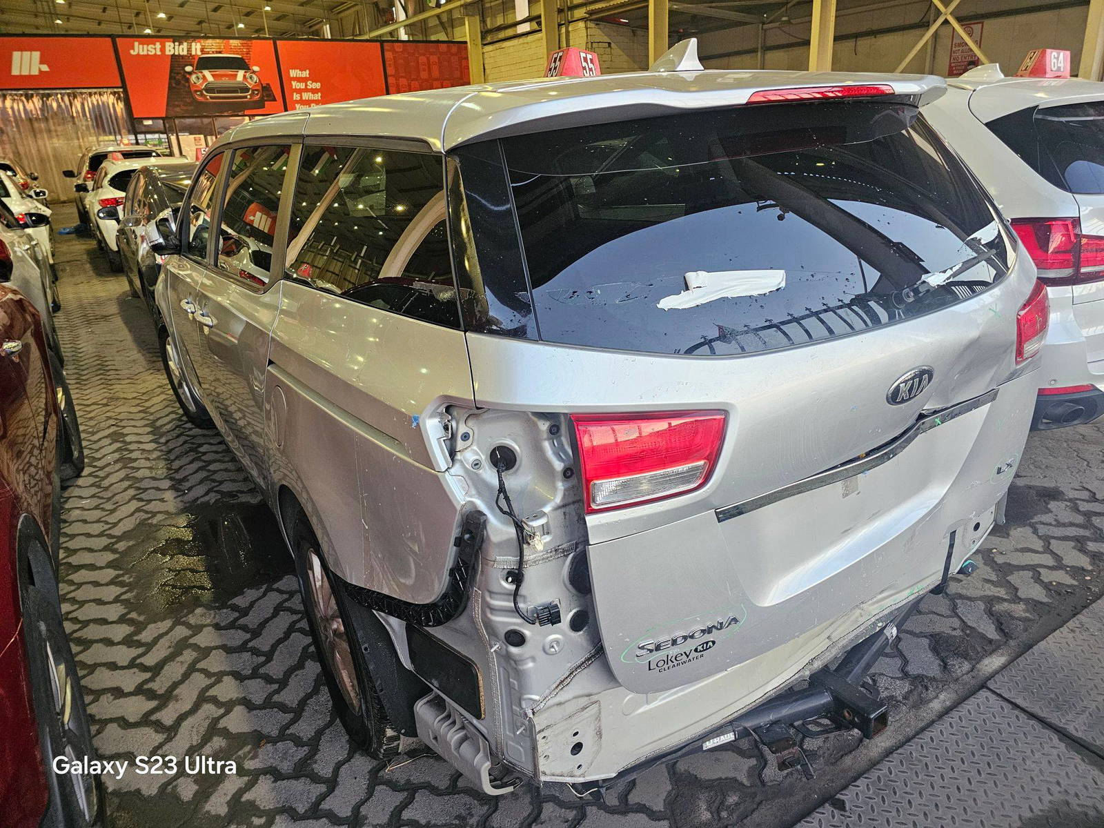 2018 KIA SEDONA — 122872 Miles — Lot 6397799 — Main - Marhaba Auctions Used Cars - Image 6