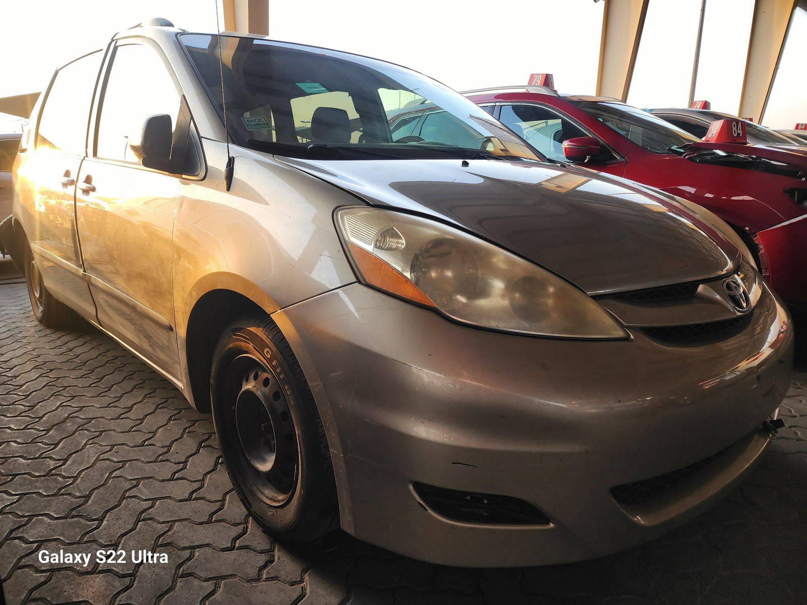 2007 TOYOTA SIENNA — 206728 Miles — Lot 38787524 — Souq - Marhaba Auctions Used Cars - Image 3