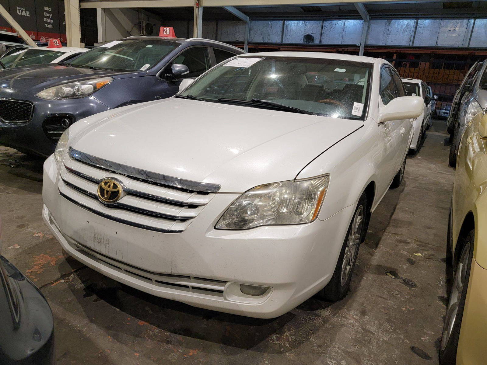 TOYOTA AVALON 2005 - Marhaba Auction Used Cars - Image 4