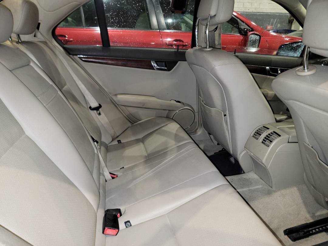 2011 MERCEDES BENZ C300 — 220580 Miles — Lot 37931226 - Marhaba Auctions Used Cars - Image 5