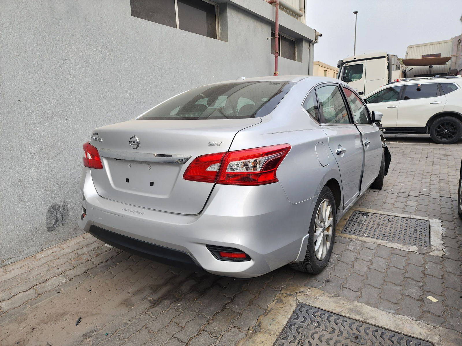2018 NISSAN SENTRA — 100386 Miles — Lot 82766514 — Ind. 12 - Marhaba Auctions Used Cars - Image 5