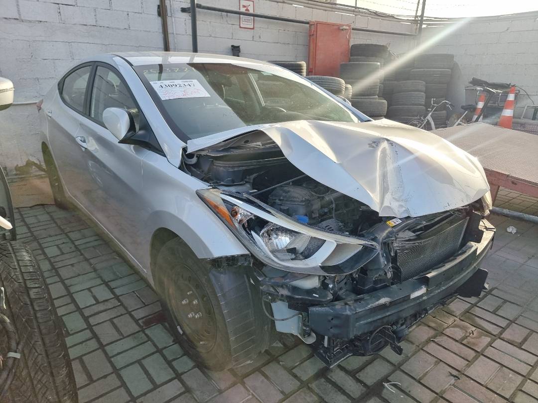 HYUNDAI ELANTRA 2016 - Marhaba Auction Used Cars - Image 3