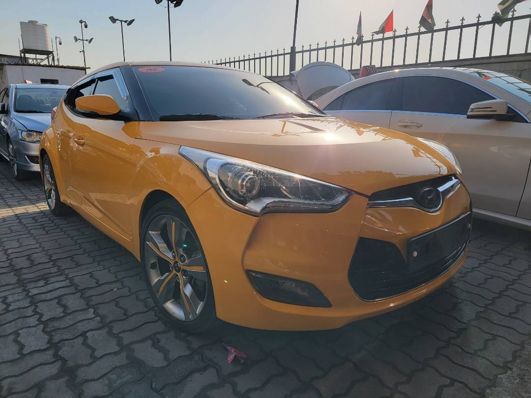 2013 HYUNDAI VELOSTER — 171080 KM — Lot U078354 — Main - Marhaba Auctions Used Cars - Image 4