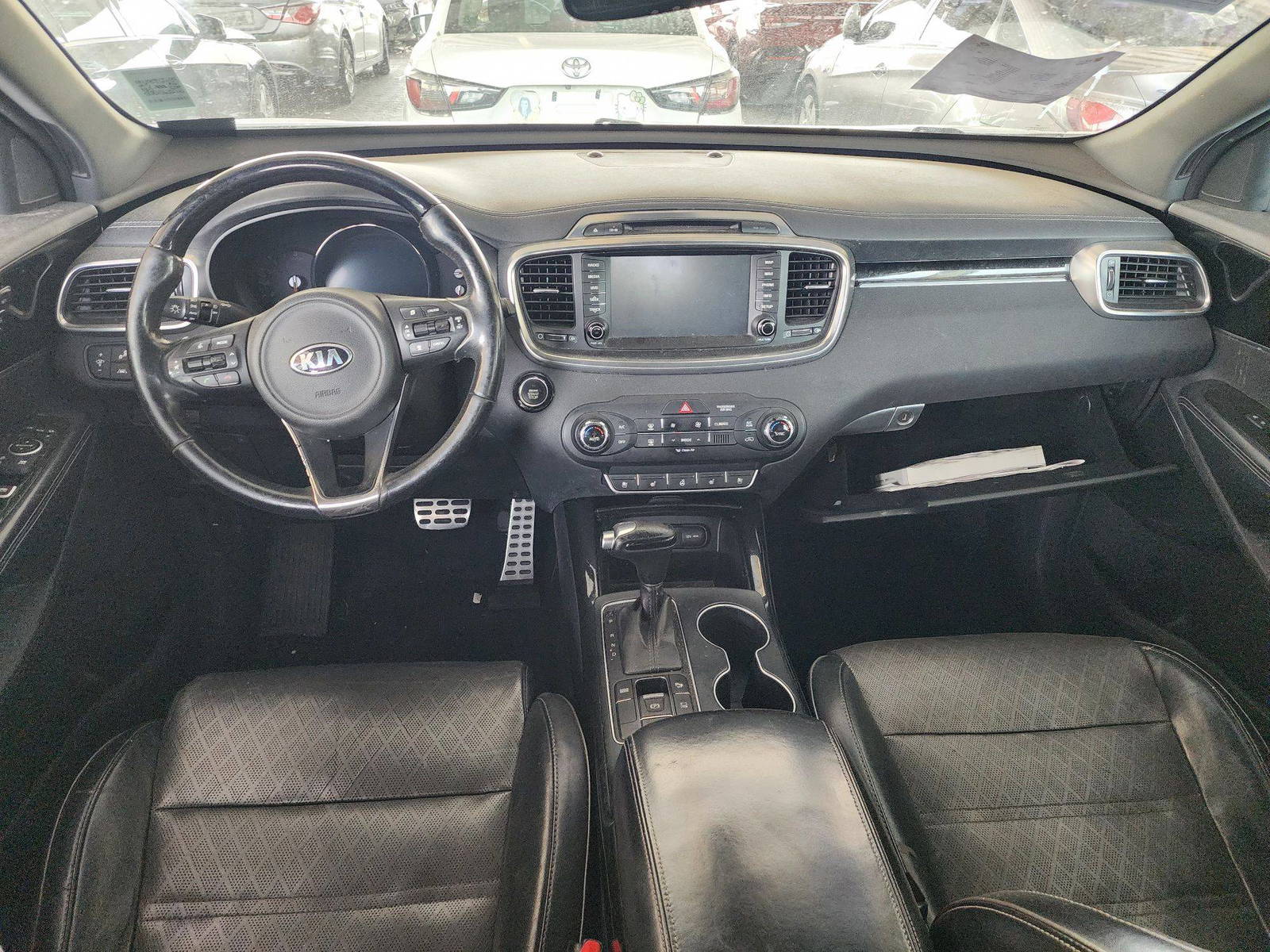 2017 KIA SORENTO — 182745 Miles — Lot 339071 — Souq - Marhaba Auctions Used Cars - Image 7