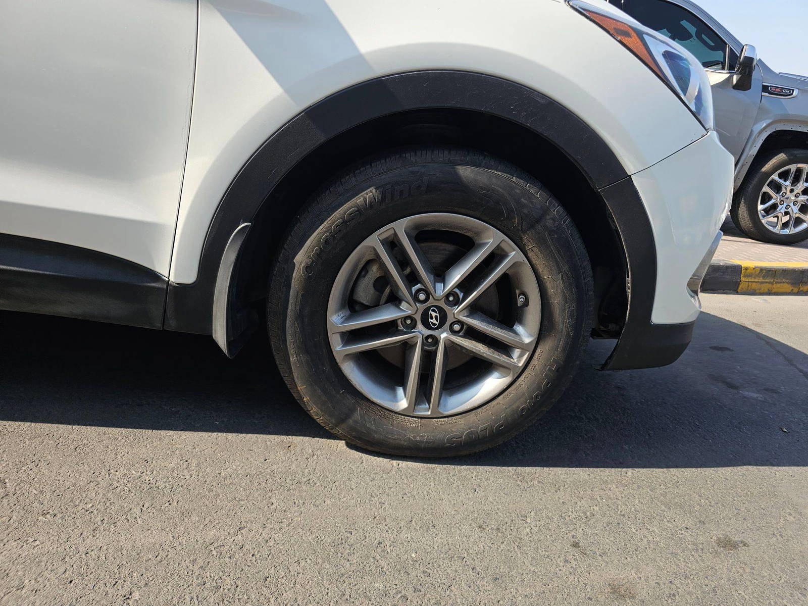 2017 HYUNDAI SANTA FE — 147719 Miles — Lot HG393435 — Souq - Marhaba Auctions Used Cars - Image 12