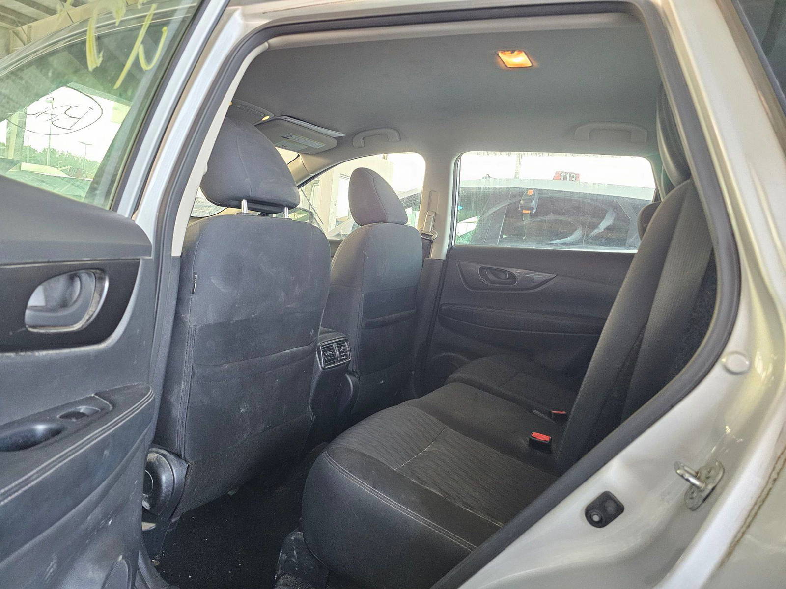 NISSAN ROGUE 2019 - Marhaba Auction Used Cars - Image 6