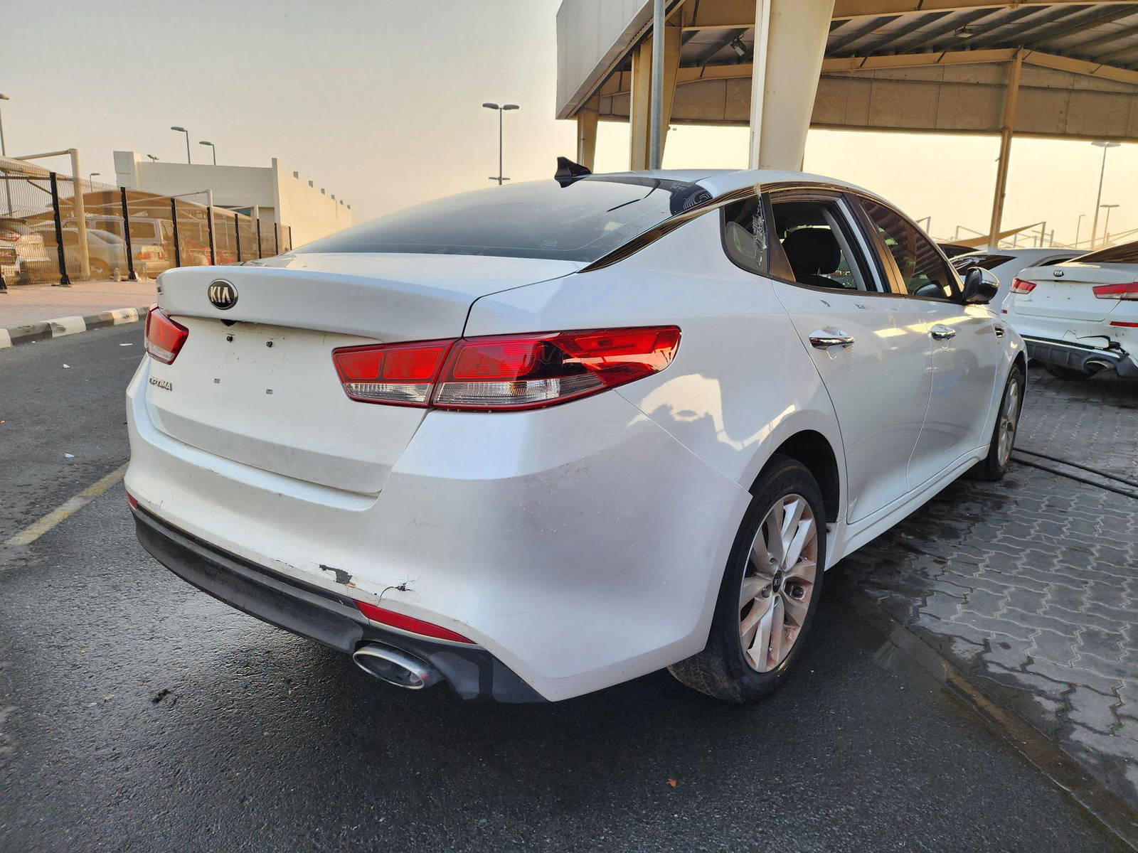 2016 KIA OPTIMA — 111138 Miles — Lot 72192 — Souq - Marhaba Auctions Used Cars - Image 3