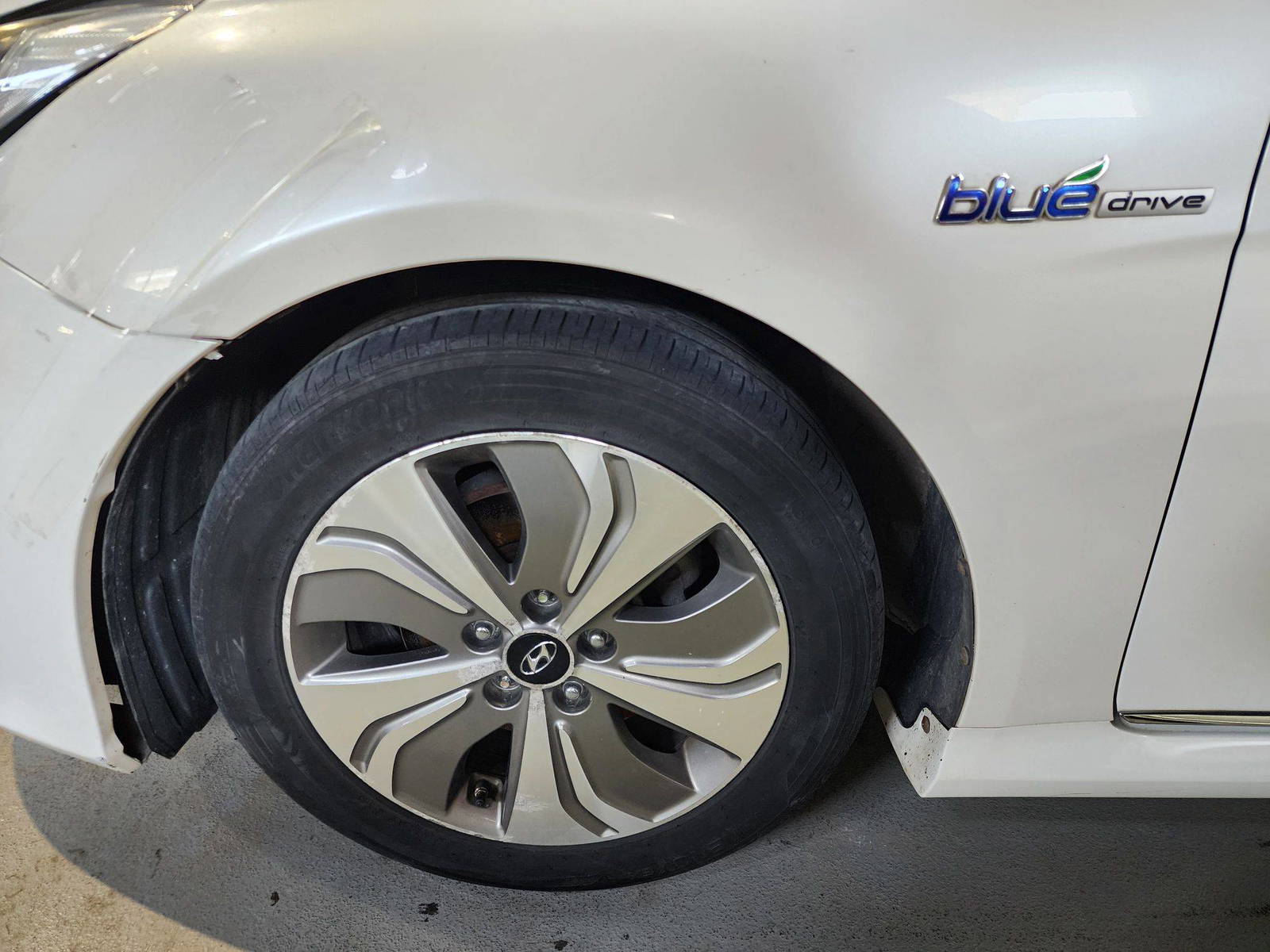 2014 HYUNDAI SONATA — 143966 KM — Lot 87859 — Al Quoz - Marhaba Auctions Used Cars - Image 12