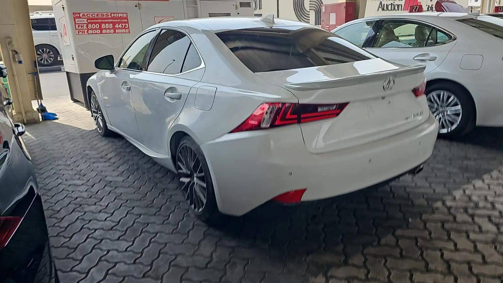 2014 LEXUS IS 250 — 100982 KM — Lot 013013 — Souq - Marhaba Auctions Used Cars - Image 3