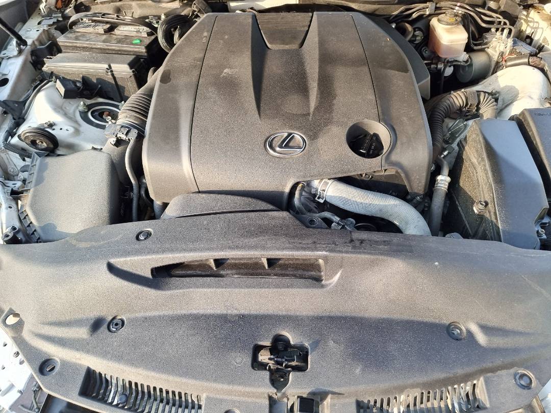 2015 LEXUS IS 250 — 103273 Miles — Lot 75187 — Ind. 12 - Marhaba Auctions Used Cars - Image 10